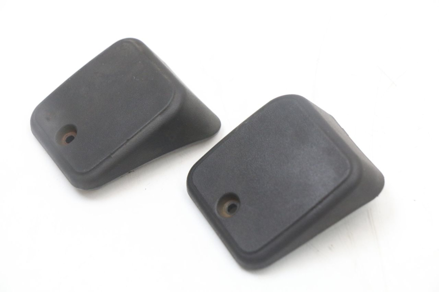 photo de MASTER CYLINDER COVER  PIAGGIO MP3 125 (2006 - 2014)