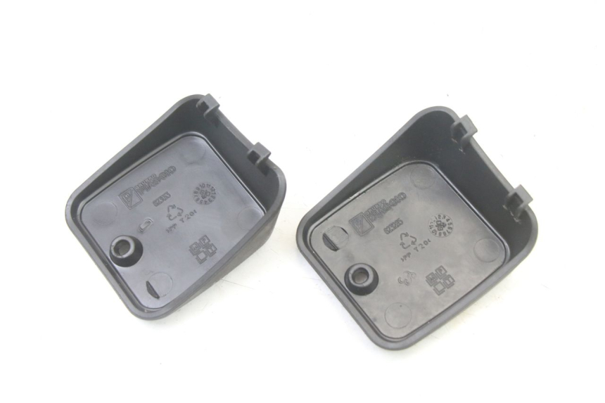 photo de MASTER CYLINDER COVER PIAGGIO MP3 LT 400 (2007 - 2012)