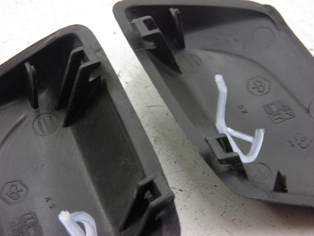 photo de MASTER CYLINDER COVER  PIAGGIO XEVO - X EVO 125 (2007 - 2017) - Alternative perspective