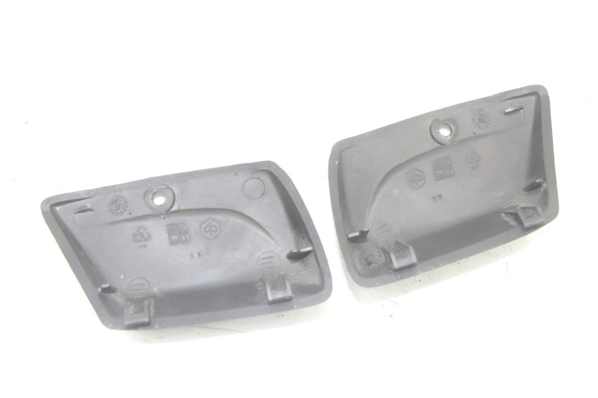 photo de MASTER CYLINDER COVER PIAGGIO XEVO - X EVO 125 (2007 - 2016) - Alternative perspective