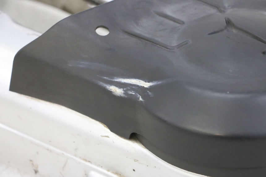photo de ENGINE COVER PIAGGIO MP3 LT 400 (2007 - 2012)