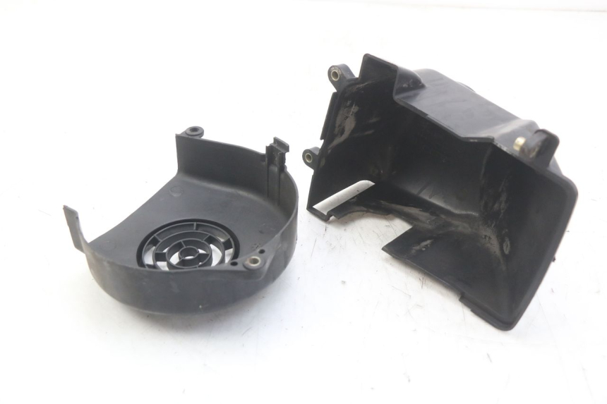 photo de ENGINE COVER PEUGEOT KISBEE 2T 50 (2010 - 2017)