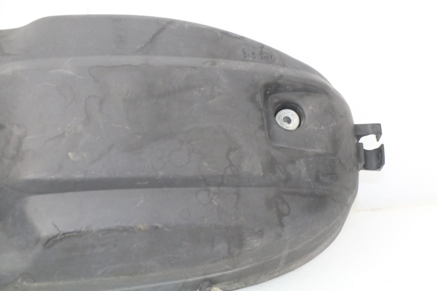 photo de ENGINE COVER YAMAHA XMAX X-MAX 125 (2006 - 2009) - Fixing points details