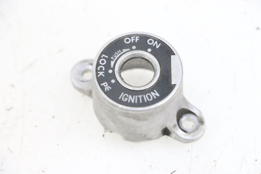 photo de IGNITION SWITCH COVER SUZUKI DL V STROM 1000 (2002 - 2007) - Main view