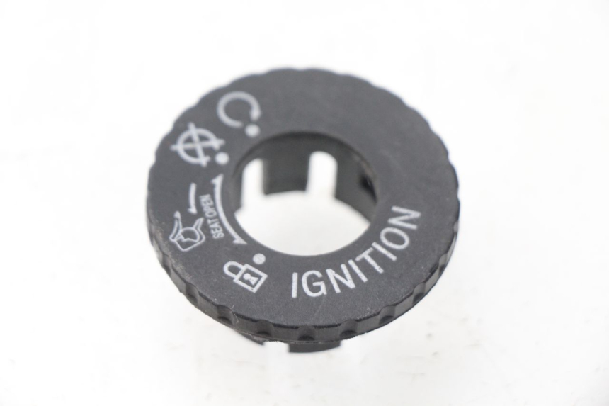 photo de IGNITION SWITCH COVER SYM FIDDLE 3 III 125 (2014 - 2020)