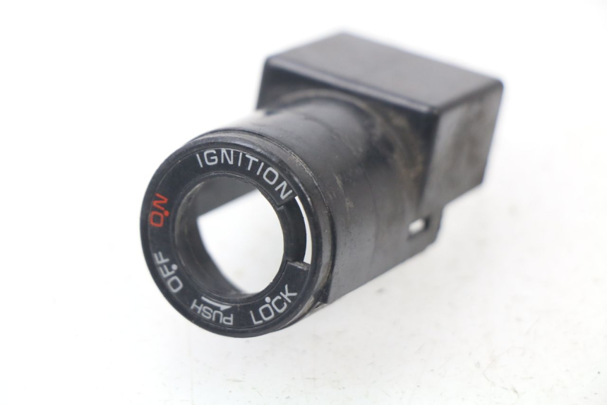 photo de IGNITION SWITCH COVER HONDA BALI EX 100 (1996 - 2000)