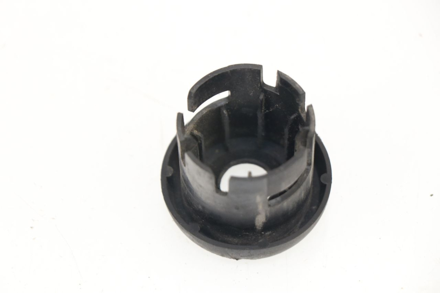 photo de IGNITION SWITCH COVER MBK SKYLINER 125 (2004 - 2007)