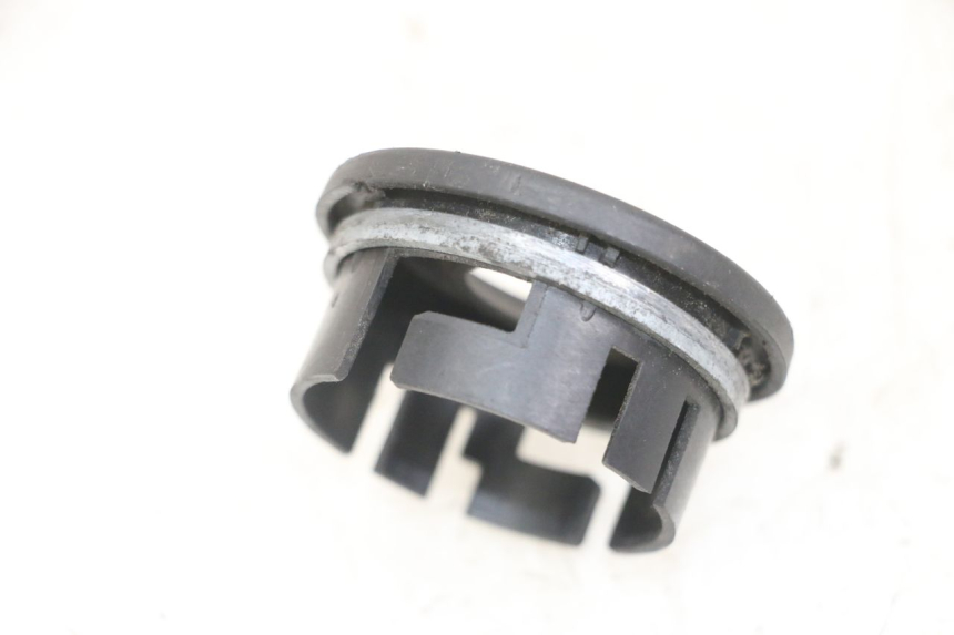 photo de IGNITION SWITCH COVER PIAGGIO MP3 LT 300 (2010 - 2016)