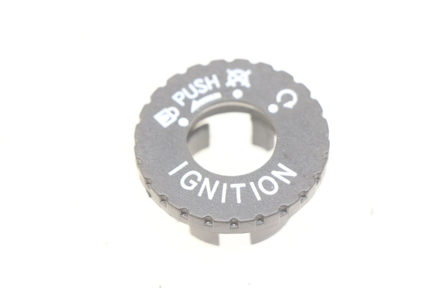 photo de IGNITION SWITCH COVER IMF INDUSTRIE PACH 4T 50 (2009 - 2018)