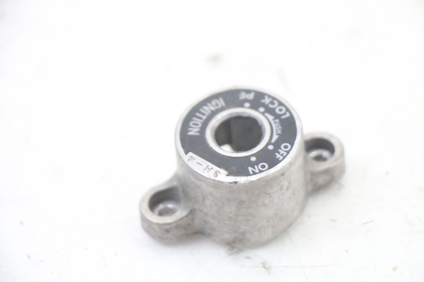photo de IGNITION SWITCH COVER SUZUKI GSX F GSXF 650 (2007 - 2015)