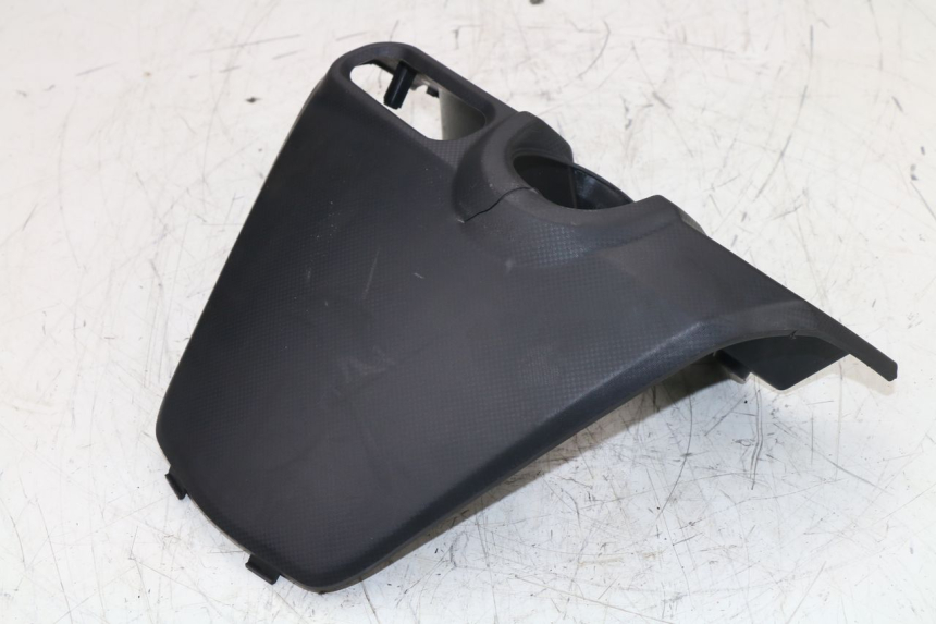 photo de IGNITION SWITCH COVER SYM GTS EFI 125 (2012 - 2016)