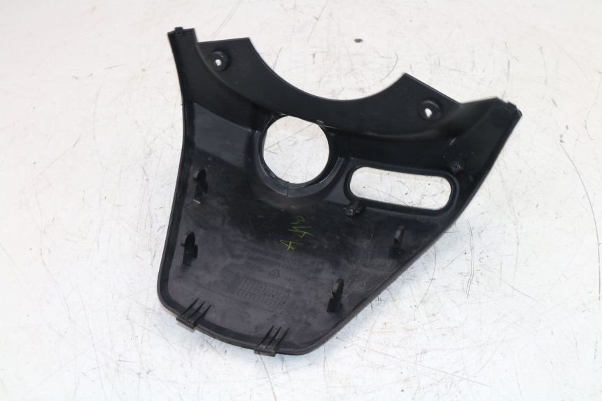 photo de IGNITION SWITCH COVER SYM GTS EFI 125 (2012 - 2016)