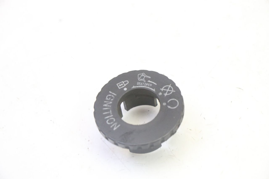 photo de IGNITION SWITCH COVER PEUGEOT TWEET 4T 50 (2018 - 2020)