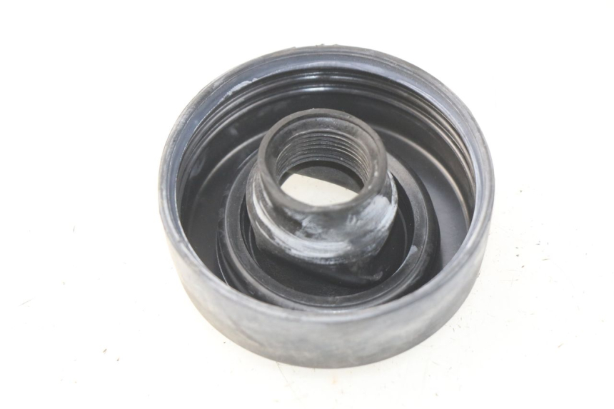 photo de HEADLIGHT DUST COVER SUZUKI BURGMAN 125 (2007 - 2014)