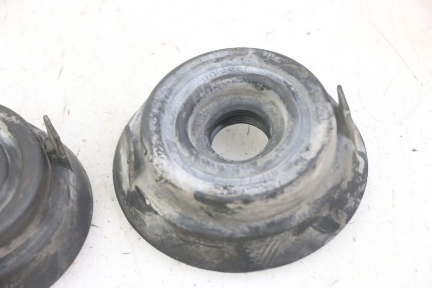 photo de HEADLIGHT DUST COVER YAMAHA XMAX X-MAX 125 (2006 - 2009) - Alternative perspective