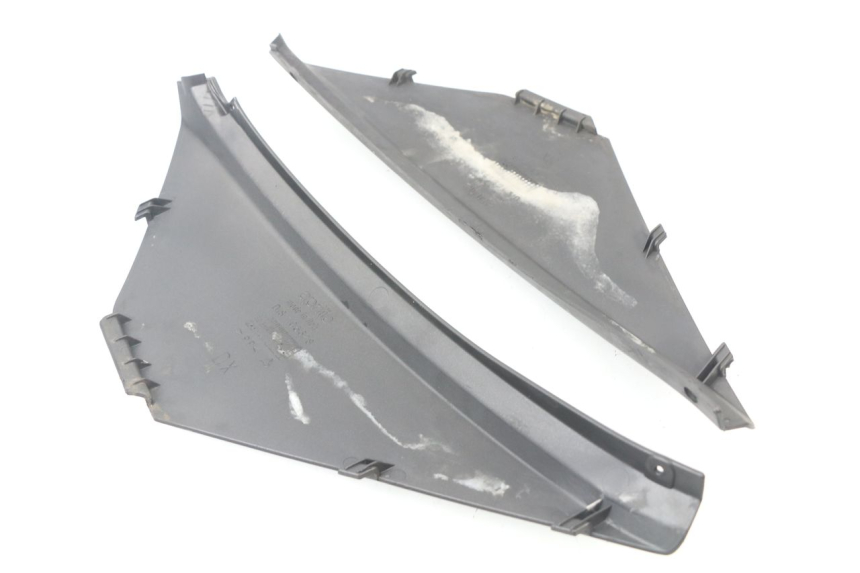 photo de UNDERSEAT PANEL APRILIA ATLANTIC 125 (2003 - 2009)