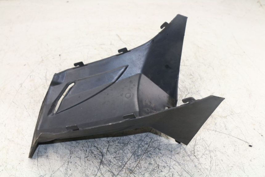photo de UNDERSEAT PANEL PGO BIG MAX 50 (2001 - 2009)
