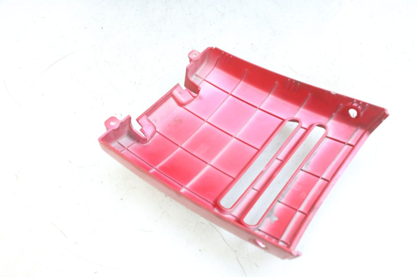 photo de UNDERSEAT COVER PEUGEOT DJANGO 4T 50 (2014 - 2019) - Component detail