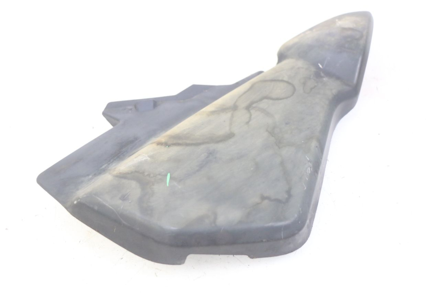 photo de RIGHT SIDE SEAT COVER HONDA CBF 500 (2004 - 2007)