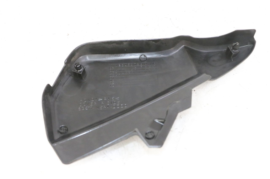 photo de RIGHT SIDE SEAT COVER HONDA CBF 500 (2004 - 2007)