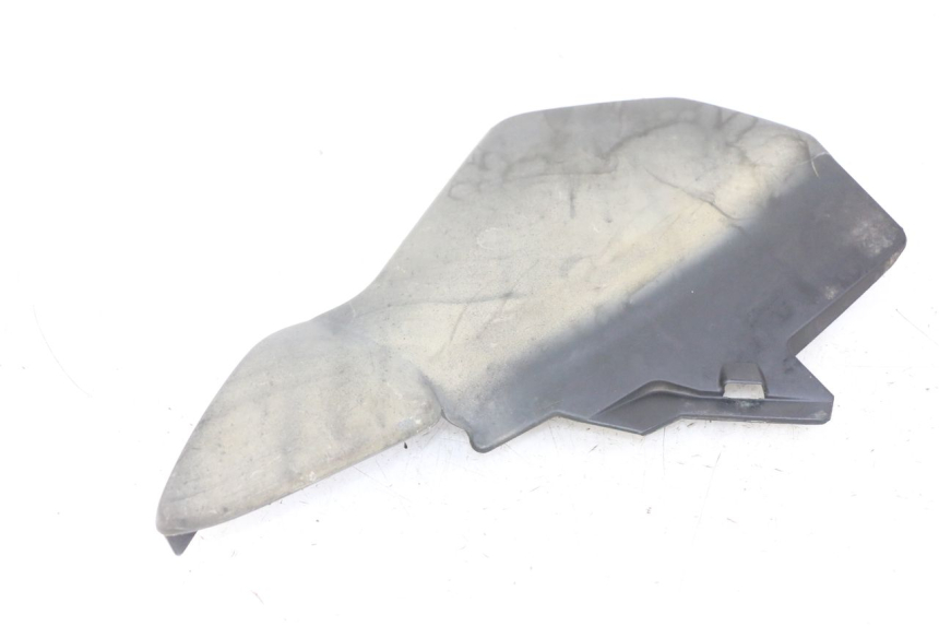 photo de RIGHT SIDE SEAT COVER HONDA CBF 500 (2004 - 2007)