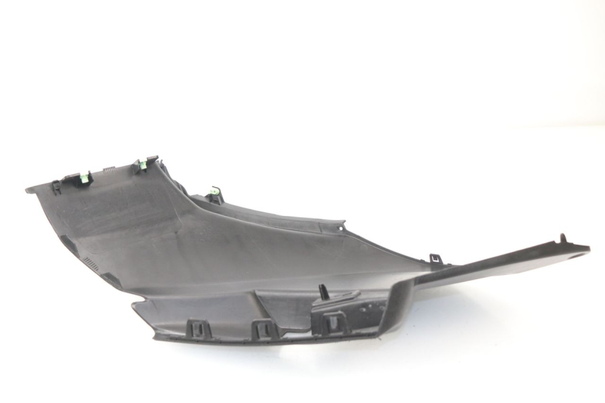 photo de RIGHT SIDE SEAT COVER PEUGEOT CITYSTAR 50 (2013 - 2017)