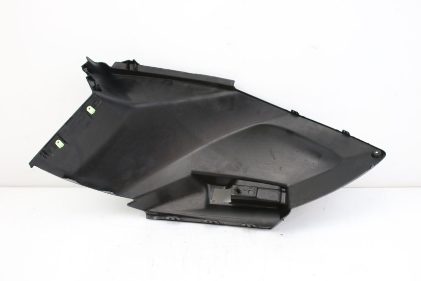 photo de RIGHT SIDE SEAT COVER PEUGEOT CITYSTAR 50 (2013 - 2017)