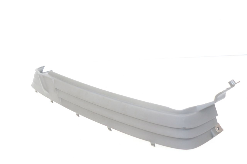 photo de RIGHT SIDE UNDER SEAT COVER SUZUKI CP 80 (1985 - 1996)