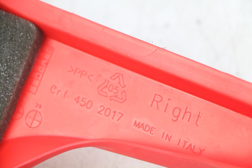 photo de RIGHT SIDE UNDER SEAT COVER HONDA CRF CR-F RX 450 (2017 - 2021)