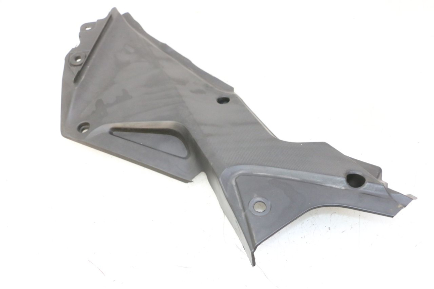 photo de RIGHT UNDERSEAT PANEL STAHO FH 50 (2018 - 2019)