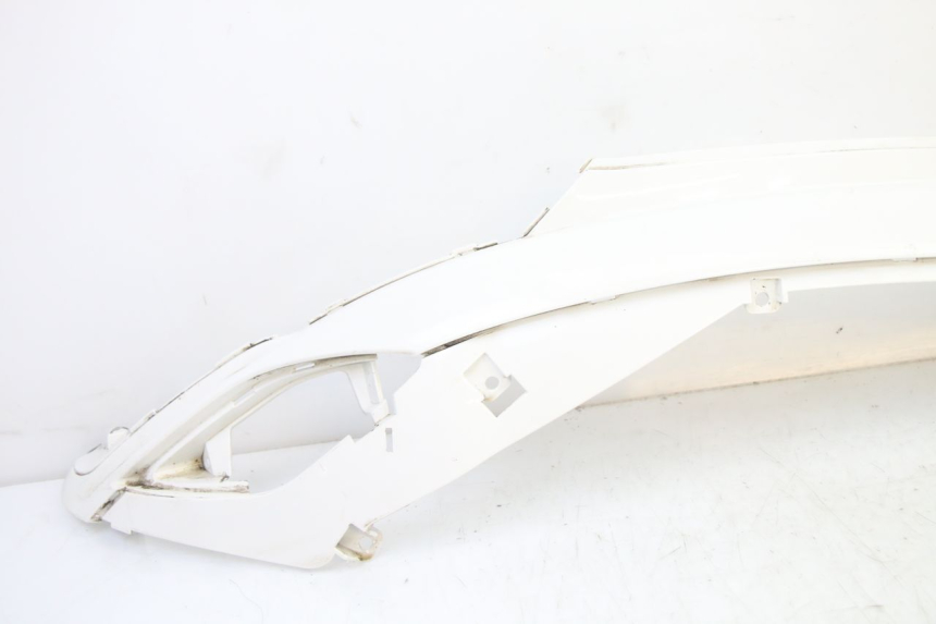 photo de RIGHT SIDE UNDER SEAT COVER SYM FIDDLE 3 III 125 (2014 - 2020)