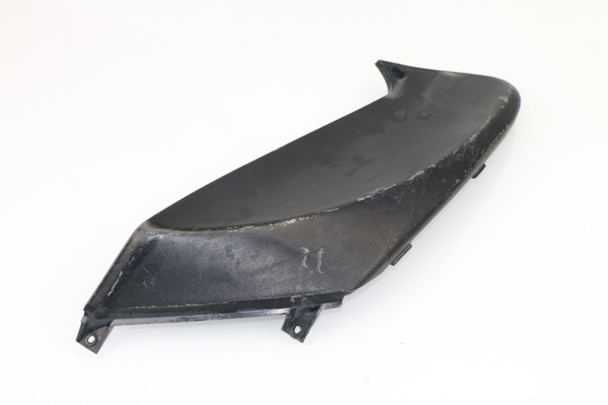 photo de RIGHT UNDERSEAT PANEL PIAGGIO FLY 4T 50 (2004 - 2010)