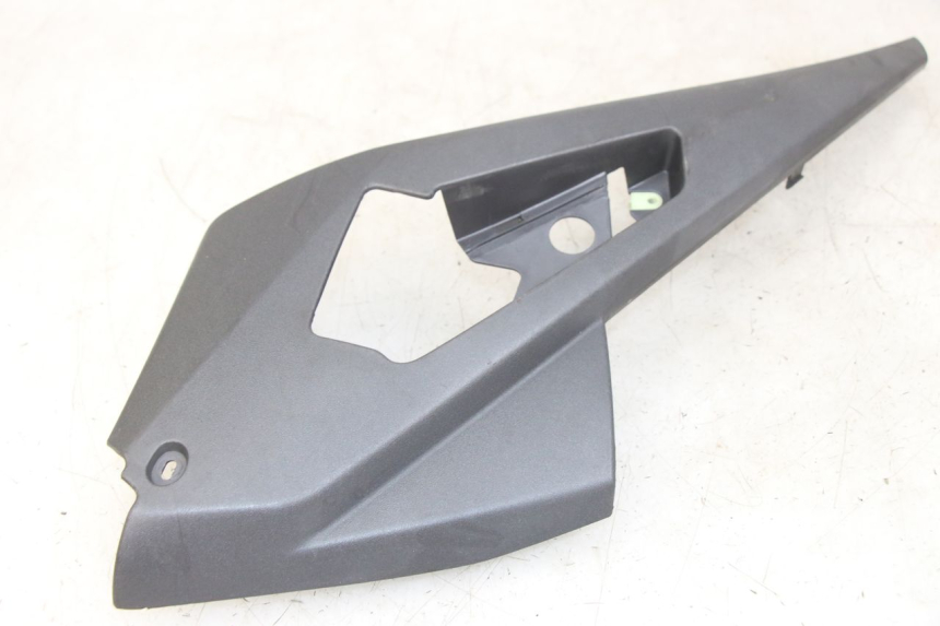 photo de RIGHT UNDERSEAT PANEL PEUGEOT GEOPOLIS RS 125 (2007 - 2009)
