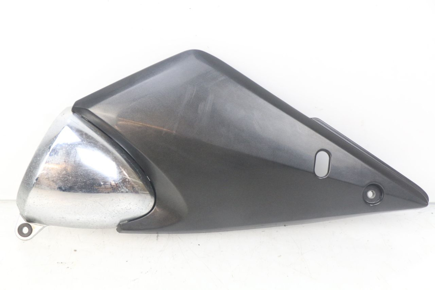 photo de RIGHT UNDERSEAT PANEL SUZUKI GSF N BANDIT 600 (2000 - 2004)