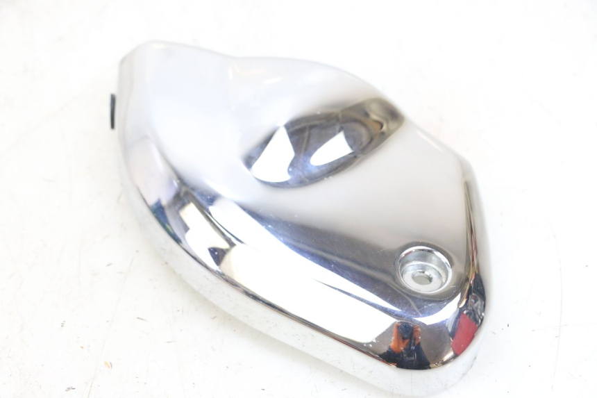 photo de RIGHT UNDERSEAT PANEL SUZUKI GSF N BANDIT 600 (1996 - 1999) - Alternative perspective