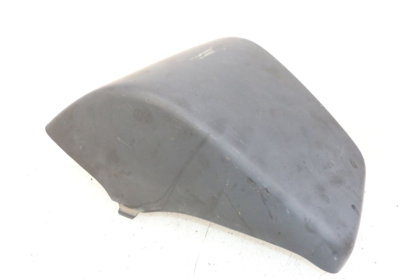 photo de RIGHT UNDERSEAT PANEL HONDA VT C2 SHADOW 750 (1997 - 2001)