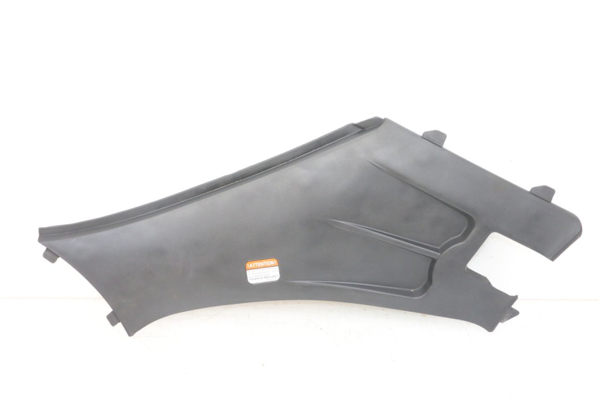 photo de RIGHT UNDERSEAT PANEL HYTRACK HY S 4X4 410 (2013 - 2016)