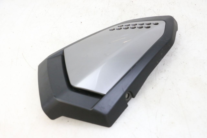 photo de RIGHT UNDERSEAT PANEL KEEWAY K-LIGHT KLIGHT 125 (2018 - 2025)