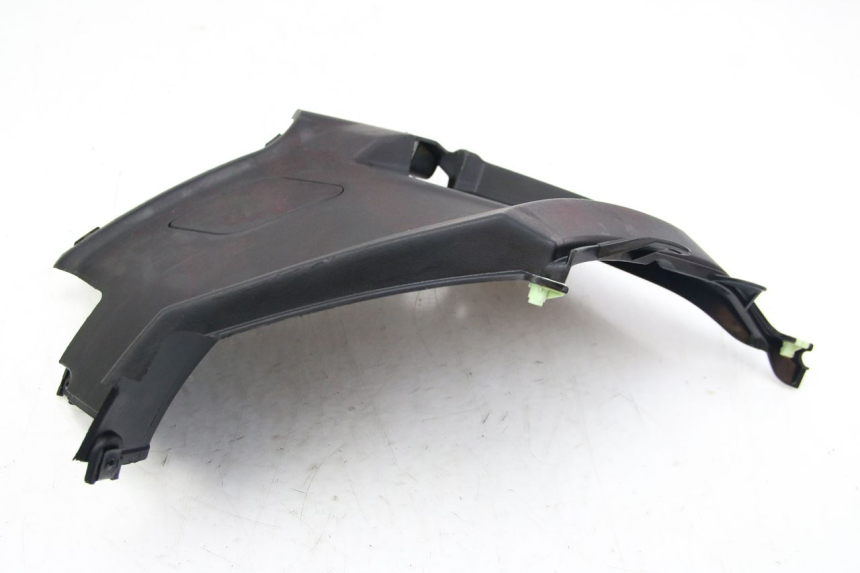 photo de RIGHT UNDERSEAT PANEL PEUGEOT KISBEE 2T 50 (2018 - 2022)