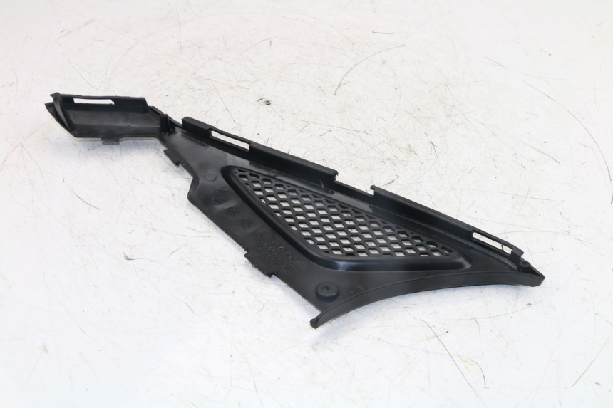 photo de RIGHT SIDE UNDER SEAT COVER KYMCO AGILITY RS 4T 50 (2009 - 2013)