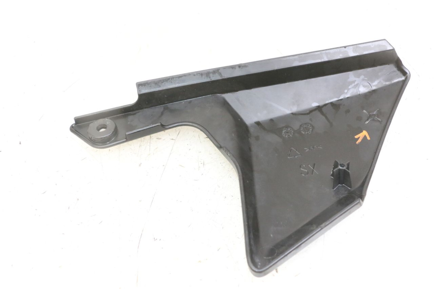 photo de RIGHT UNDERSEAT PANEL MBK X-LIMIT XLIMIT 50 (2007 - 2012)