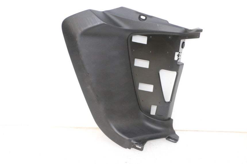 photo de RIGHT UNDERSEAT PANEL YAMAHA NEO'S CORE 1 (2022 - 2026) - Main view