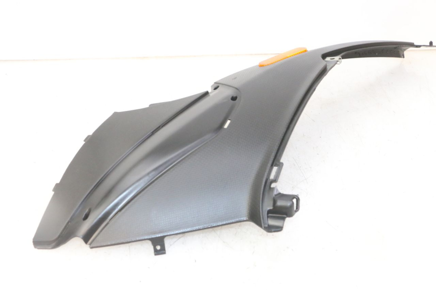 photo de RIGHT UNDERSEAT PANEL PIAGGIO NRG POWER PUREJET 50 (2018 - 2021)