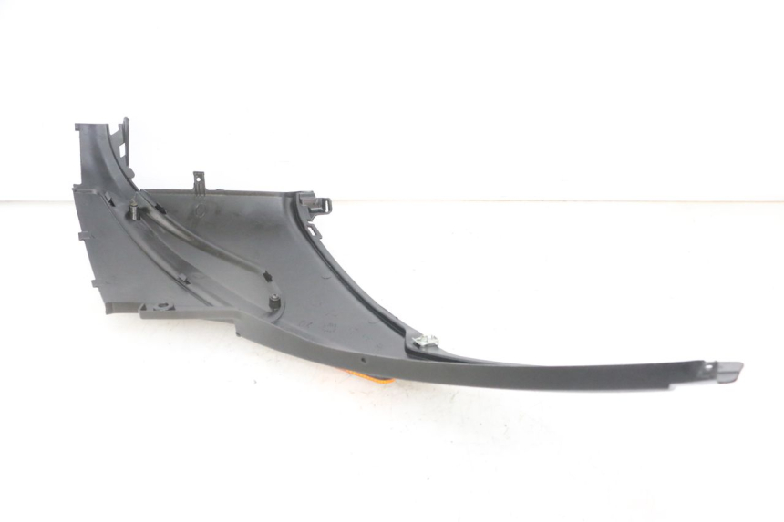 photo de RIGHT UNDERSEAT PANEL PIAGGIO NRG POWER PUREJET 50 (2018 - 2021)