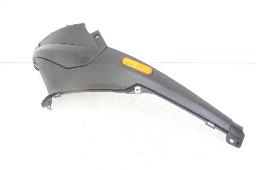 photo de RIGHT UNDERSEAT PANEL PIAGGIO NRG POWER PUREJET 50 (2018 - 2021)