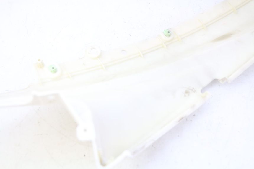 photo de RIGHT SIDE UNDER SEAT COVER PEUGEOT DJANGO 2T 50 (2014 - 2019)