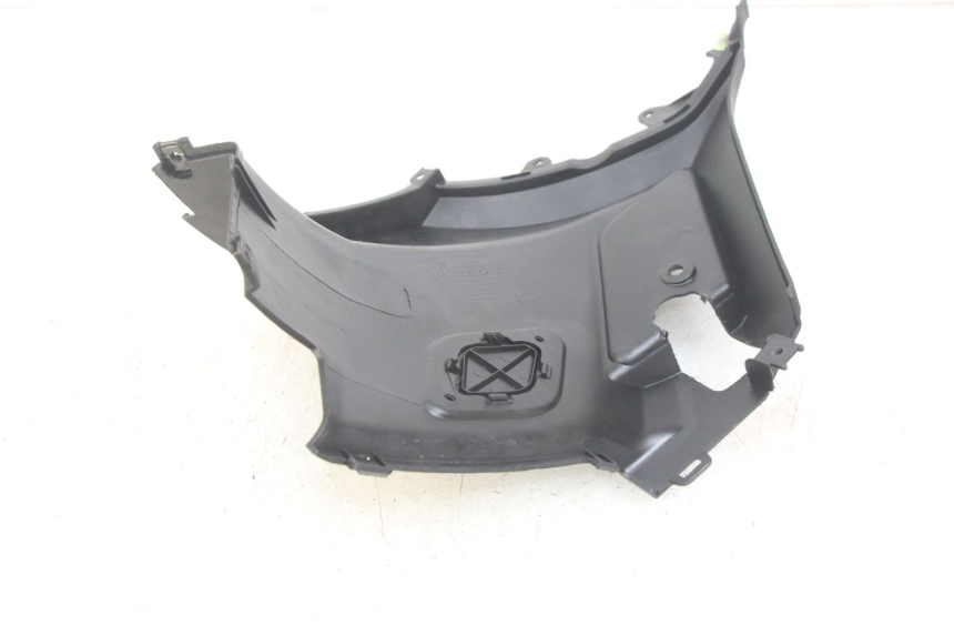 photo de RIGHT SIDE UNDER SEAT COVER PEUGEOT KISBEE 4T 50 (2010 - 2017)