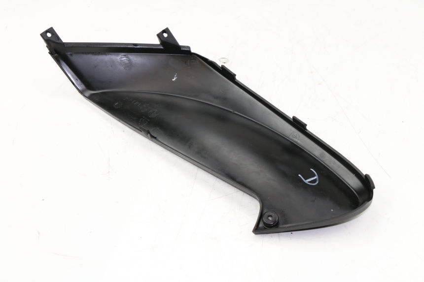 photo de RIGHT UNDERSEAT PANEL PIAGGIO FLY 2T 50 (2004 - 2017)