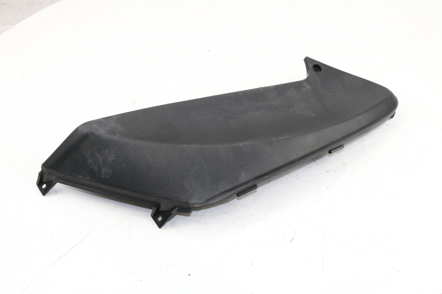 photo de RIGHT UNDERSEAT PANEL PIAGGIO FLY 2T 50 (2004 - 2017)