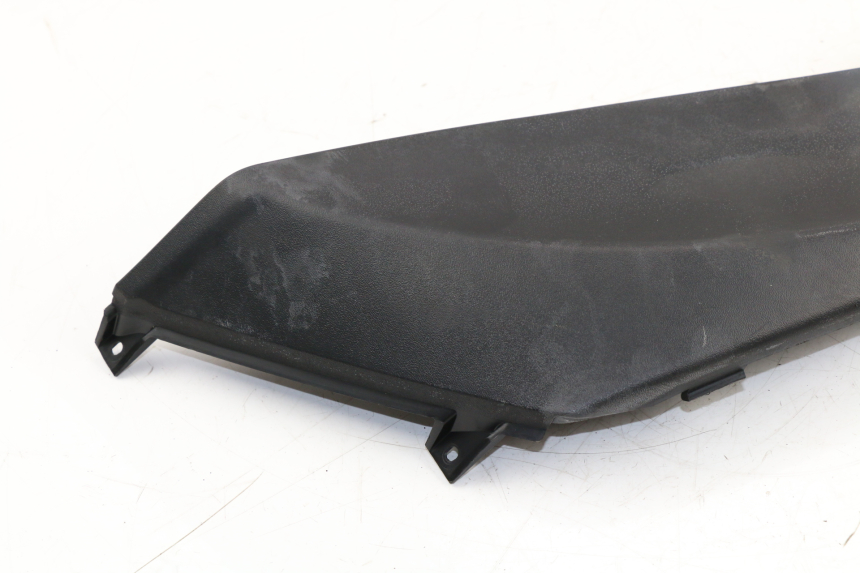 photo de RIGHT UNDERSEAT PANEL PIAGGIO FLY 2T 50 (2004 - 2017)